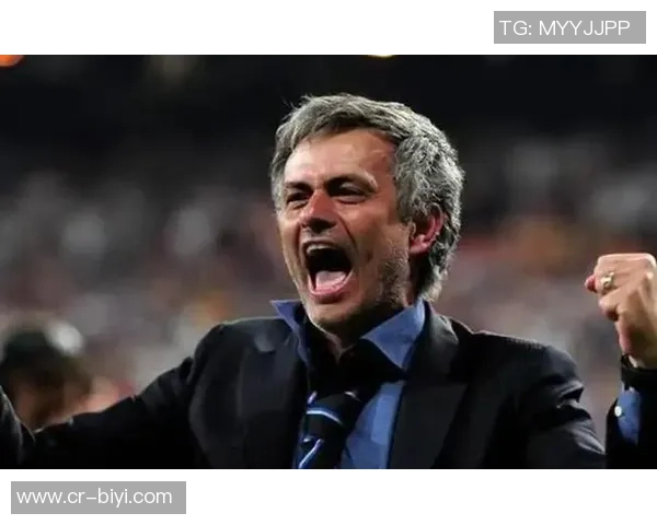 穆里尼奥对半场表现不满直言想换下九人球队晋级16强之路艰辛