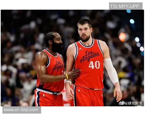 维拉纽瓦谈哈登与皮尔斯谁是更优秀得分手的难解之谜 维拉纽瓦谈哈登与皮尔斯谁是更优秀得分手的难解之谜