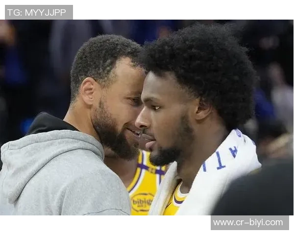 夸梅谈库里成长经历与训练态度布朗尼是否只沉迷游戏机成长