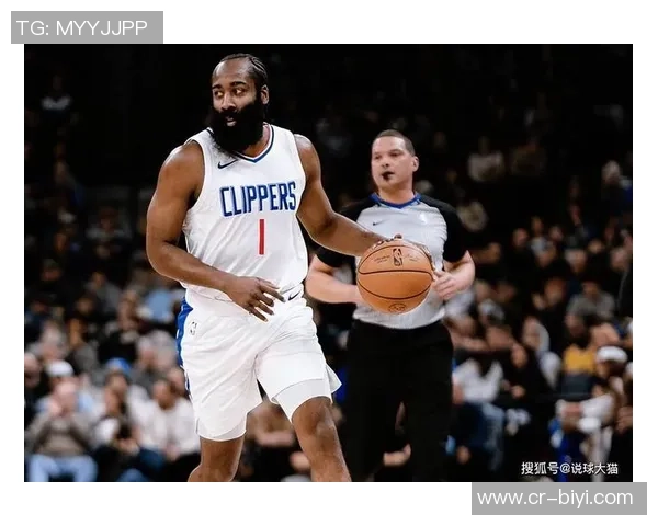 快船遭遇惨败小卡复出难挽颓势球队近12场仅获2胜西部倒四危机加剧