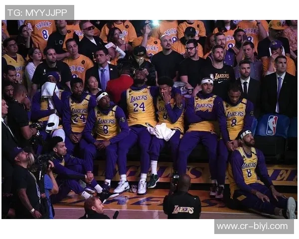 罚球差距明显开拓者首节罚球次数远超湖人两队表现形成鲜明对比